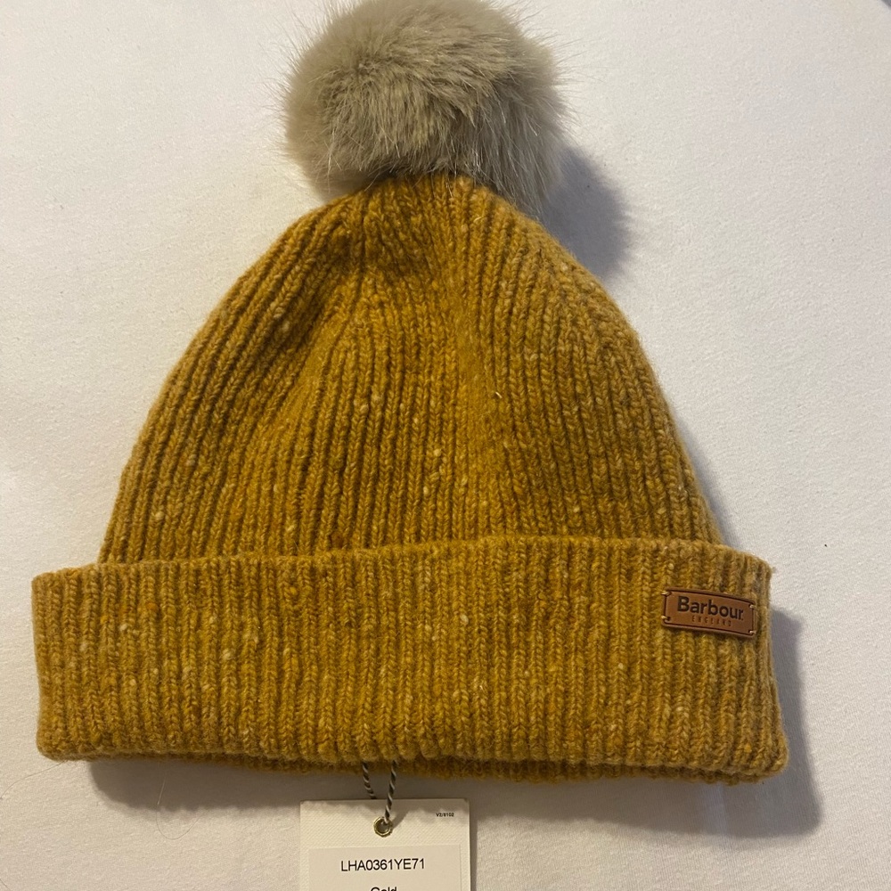 NWT Barbour Pom Beanie